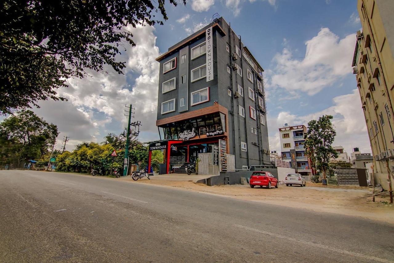 Super Townhouse Global Village Tech Park Near Kengeri Bus Terminal Metro Station Bangalore Exteriör bild