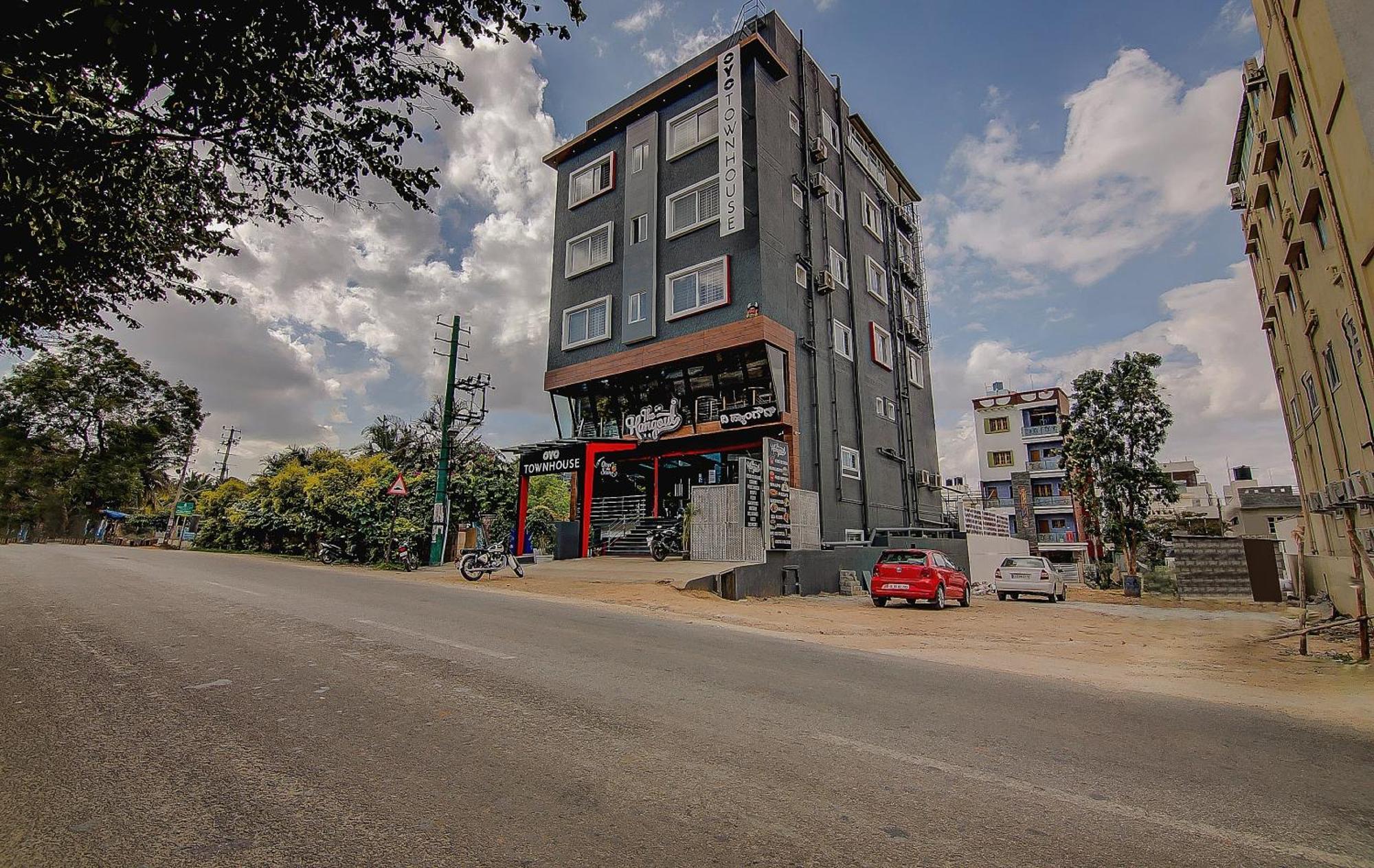Super Townhouse Global Village Tech Park Near Kengeri Bus Terminal Metro Station Bangalore Exteriör bild
