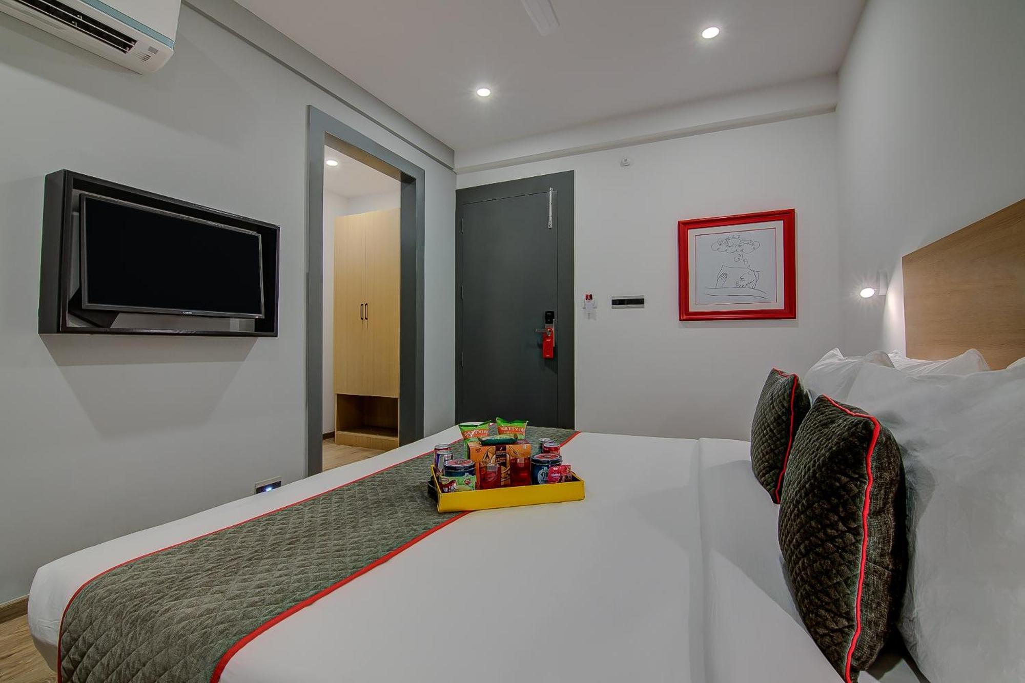 Super Townhouse Global Village Tech Park Near Kengeri Bus Terminal Metro Station Bangalore Exteriör bild