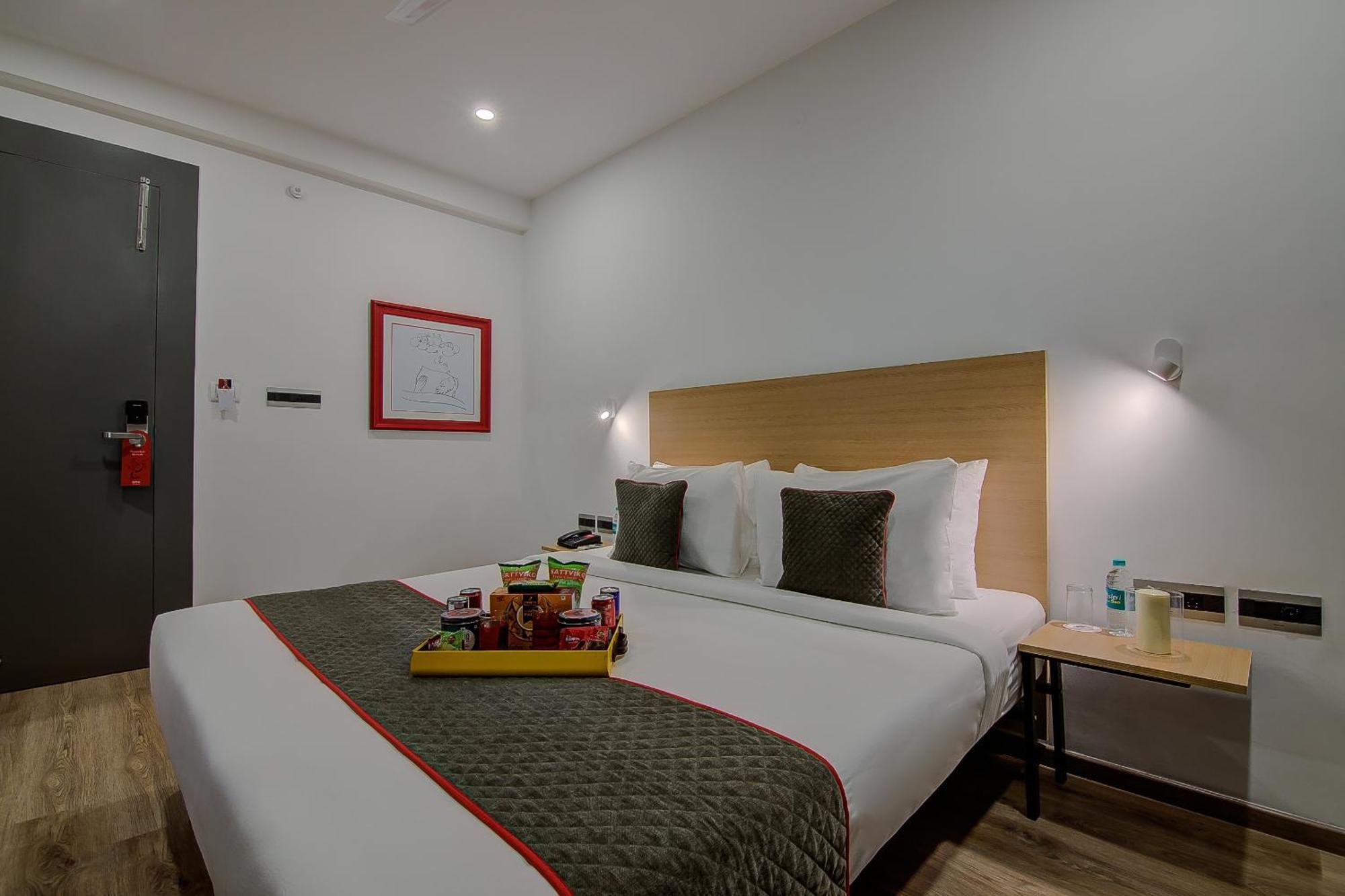 Super Townhouse Global Village Tech Park Near Kengeri Bus Terminal Metro Station Bangalore Exteriör bild