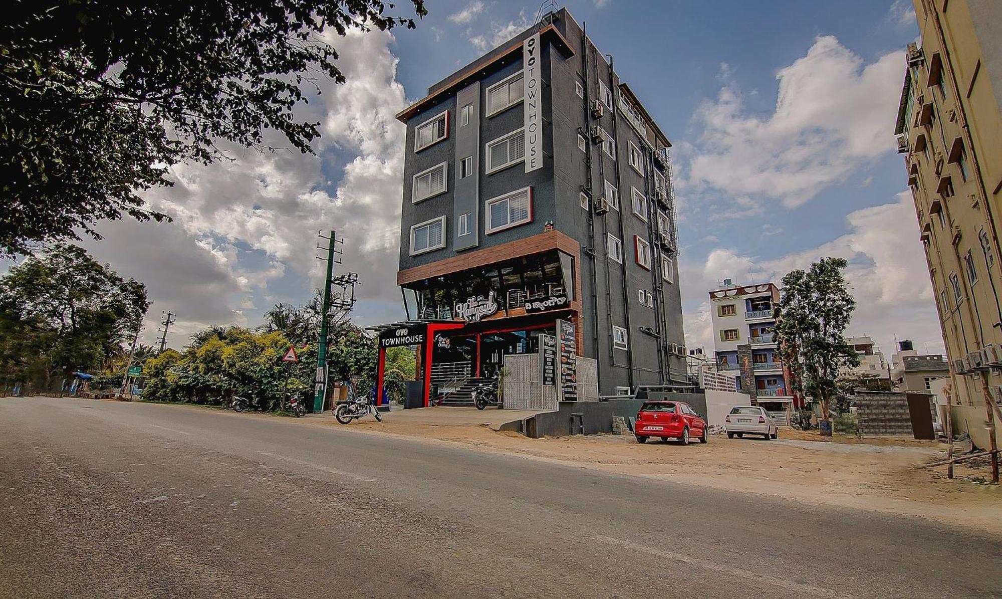 Super Townhouse Global Village Tech Park Near Kengeri Bus Terminal Metro Station Bangalore Exteriör bild